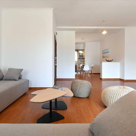 Villa Trifylia Páros Exteriér fotografie