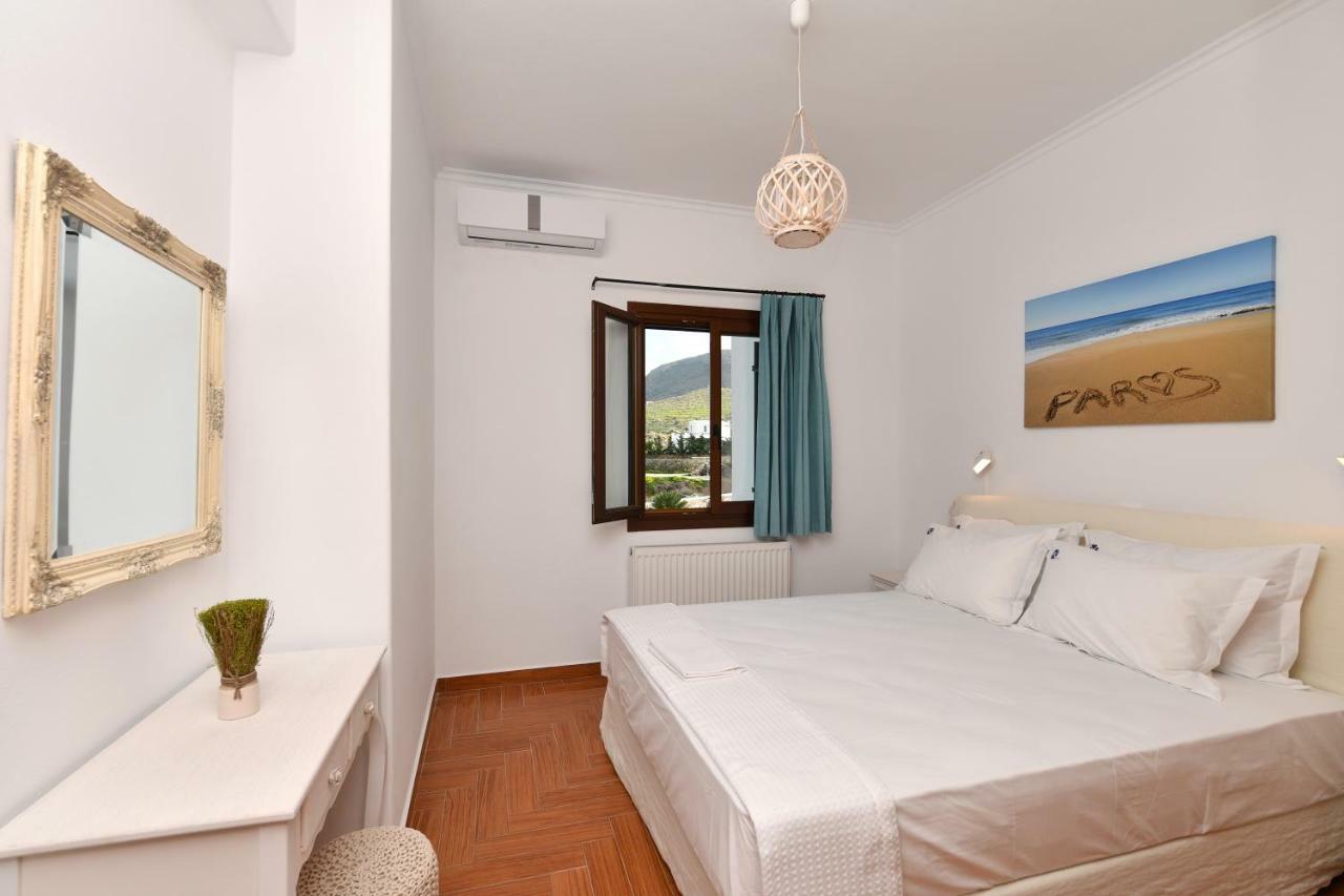 Villa Trifylia Páros Exteriér fotografie