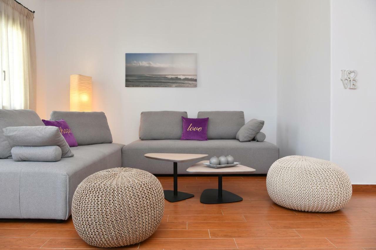 Villa Trifylia Páros Exteriér fotografie