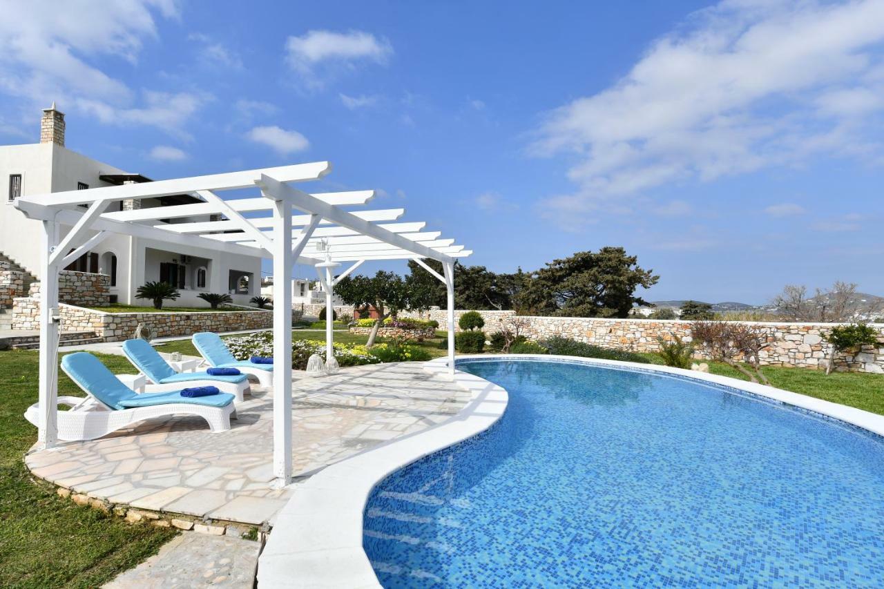 Villa Trifylia Páros Exteriér fotografie